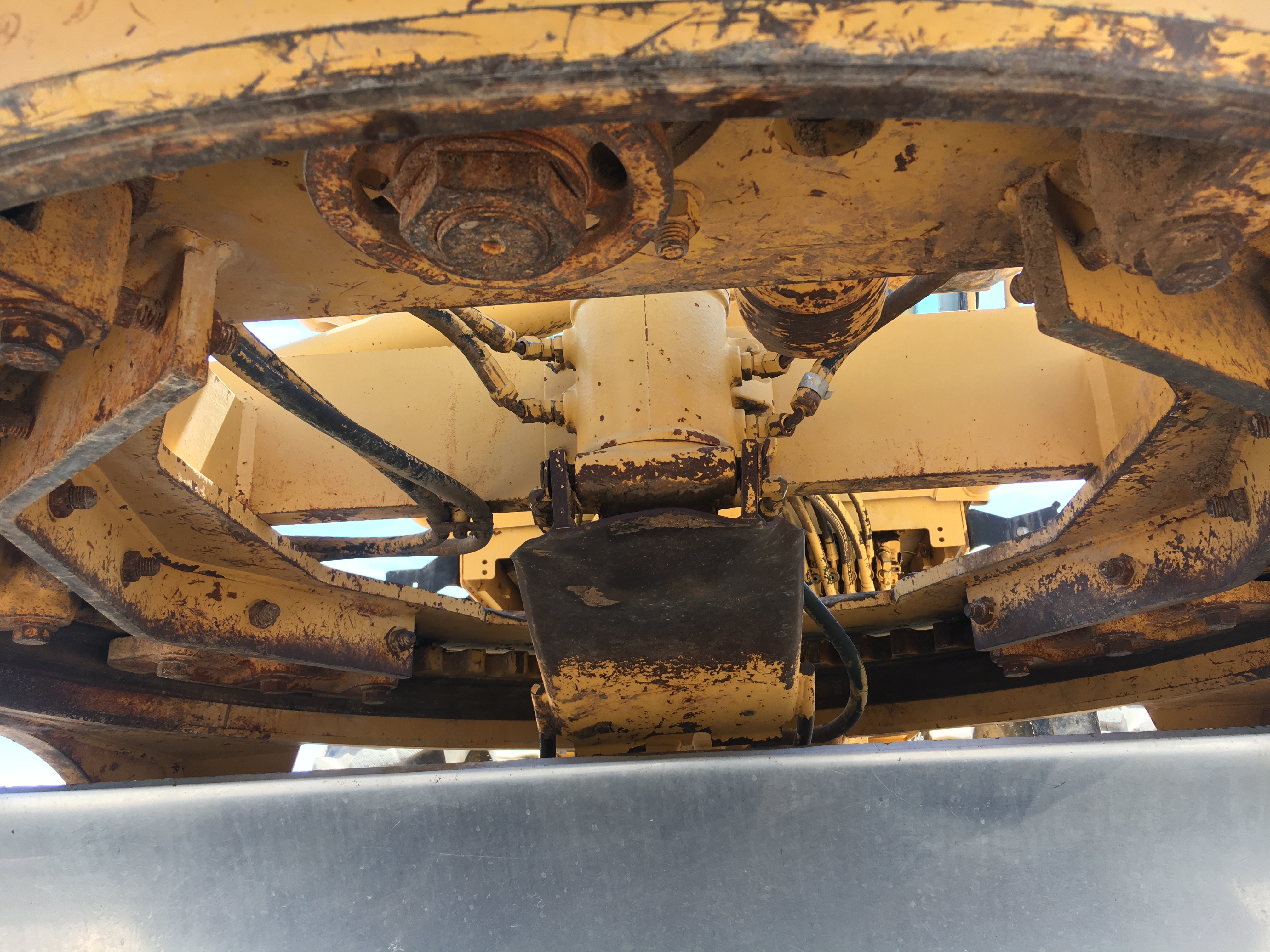 ./imagenes/INVOICE/2019/16019/MOTOCONFORMADORA CAT_140H (24).JPG